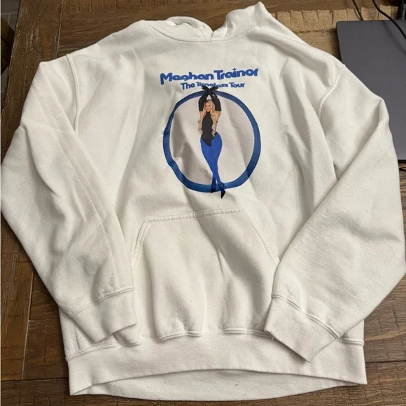 Megan Trainor Concert Hoodie - Picture 1 of 6